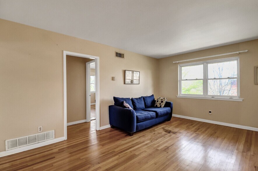 More Photos Of 601 E 53rd St, Savannah Apartments For Sale