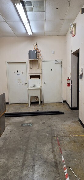 More Photos Of 101 US Highway 41 Alt S Hwy, Providence Storefront For Lease