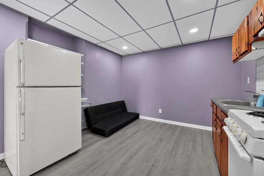 More Photos Of 1132 W Main St, Norristown Apartments For Sale