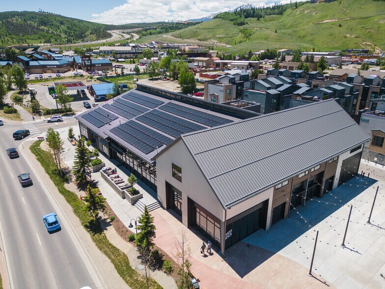 More Photos Of 325 Blue River Pky, Silverthorne General Retail For Sale