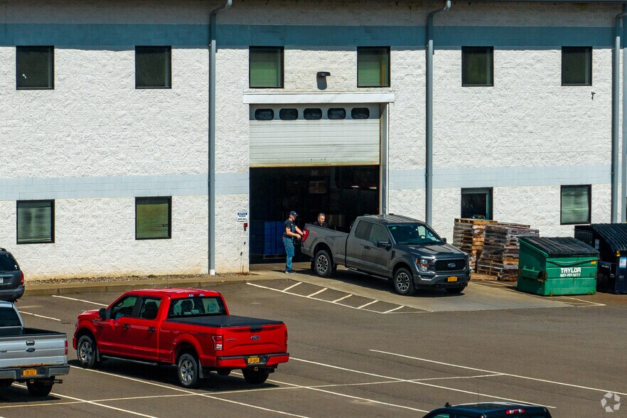 More Photos Of 1239 Campville Rd, Endicott Manufacturing For Sale