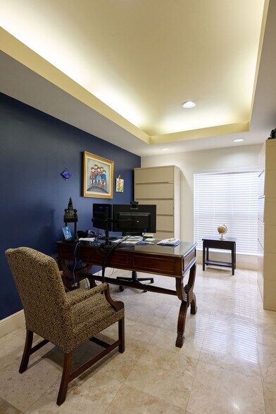 More Photos Of 355 Palermo Ave, Coral Gables Medical For Sale