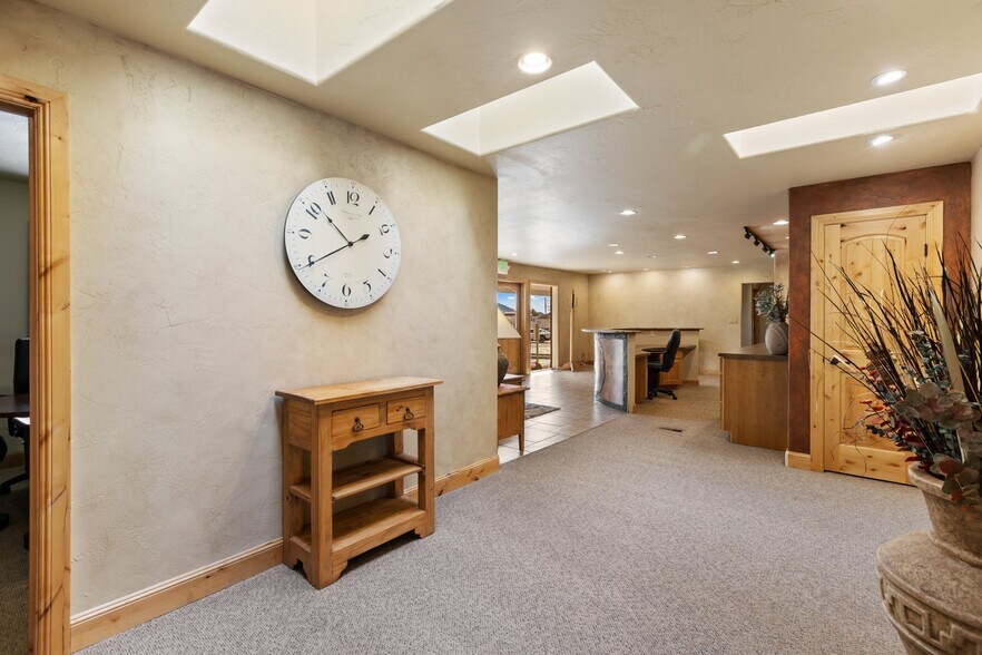 More Photos Of 350 N Pine St, Woodland Park Medical For Sale