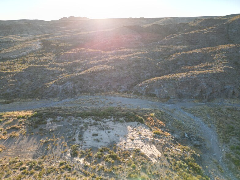 More Photos Of 1800 Cibolo Creek Dr, Shafter Land For Sale