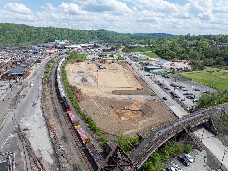 More Photos Of 206 State St, Clairton Industrial For Lease