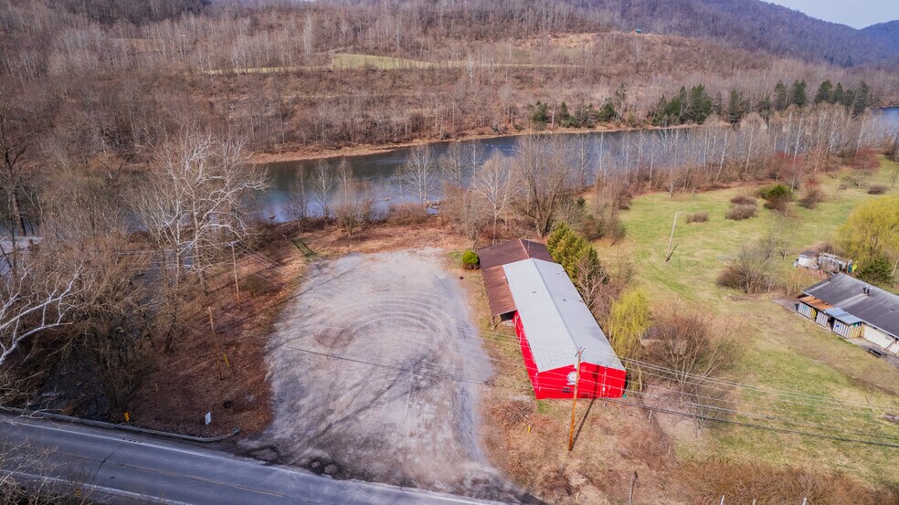 Primary Photo Of 3381 N Preston Hwy, Albright Warehouse For Sale