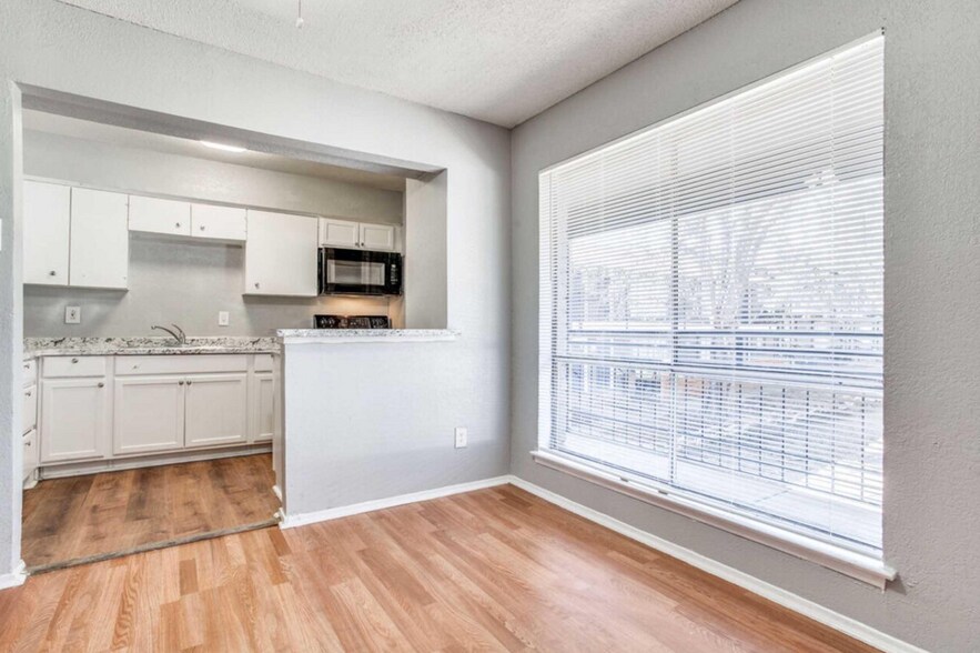 More Photos Of 14000 Esperanza Rd, Dallas Apartments For Sale