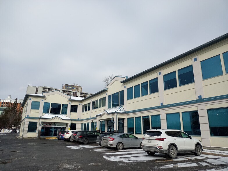 More Photos Of 745 Montreal Rd, Ottawa Medical For Lease