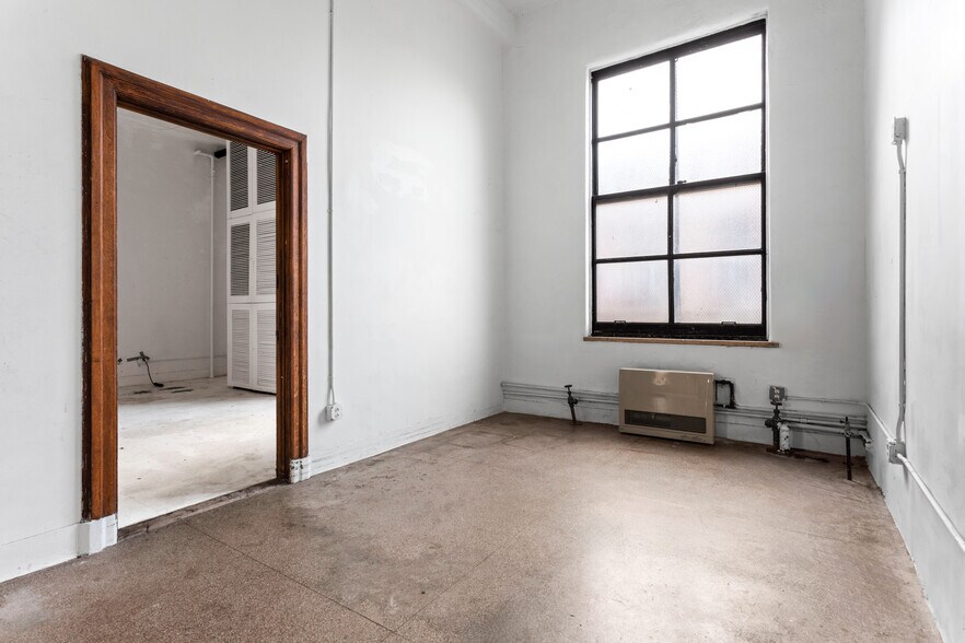More Photos Of 51-55 Nassau Ave, Brooklyn Loft Creative Space For Lease