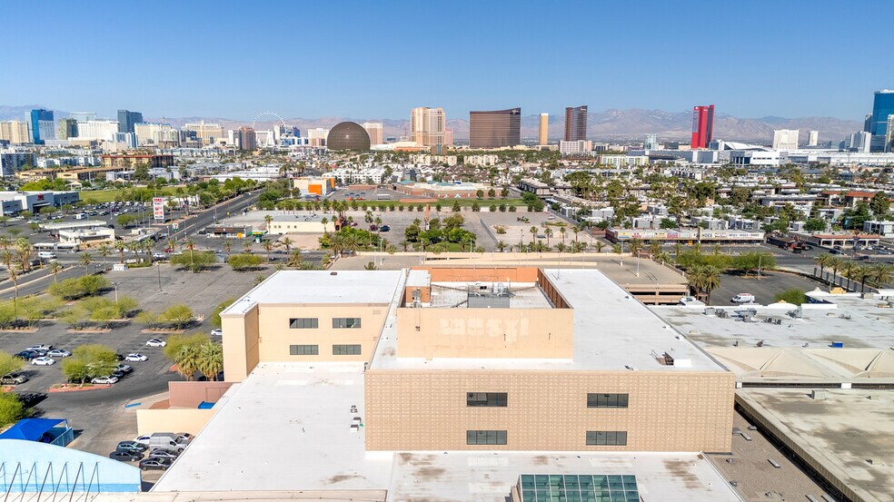 More Photos Of 3634 S Maryland Pky, Las Vegas Office For Lease