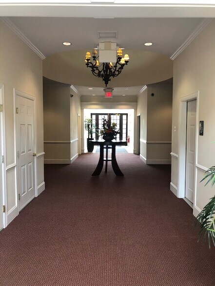 More Photos Of 351 Sparta Ave, Sparta Office For Lease
