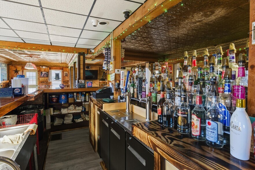 More Photos Of 415 Palmer Ave, Corinth Specialty For Sale