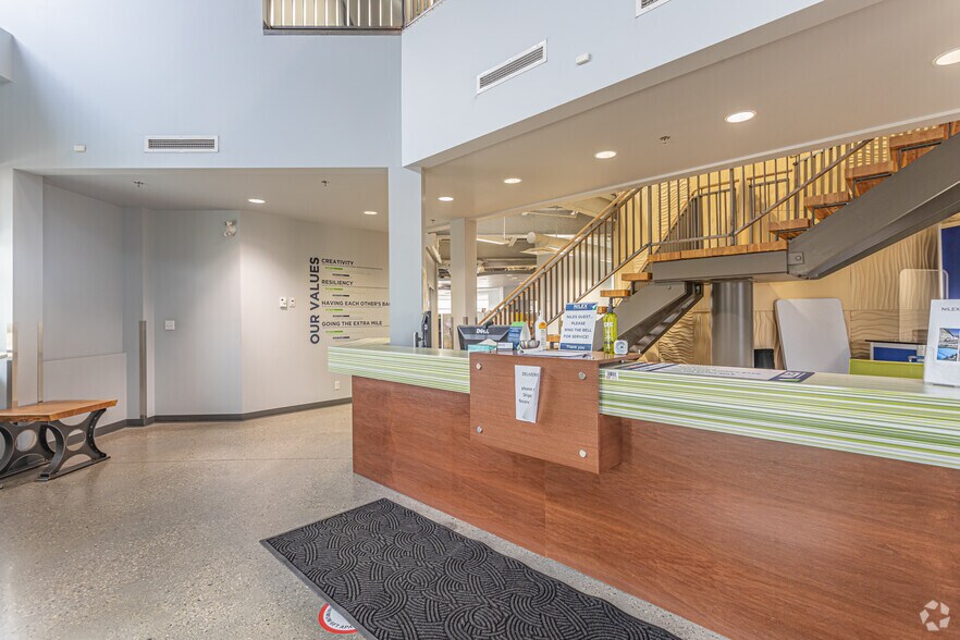 More Photos Of 6810 8th St, Edmonton Warehouse For Lease