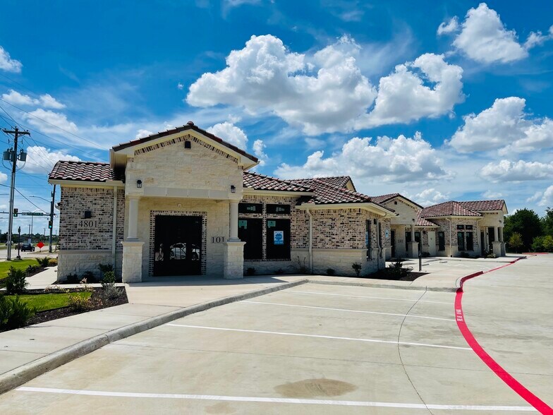 More Photos Of 4957 Golden Triangle Blvd, Fort Worth Medical For Lease