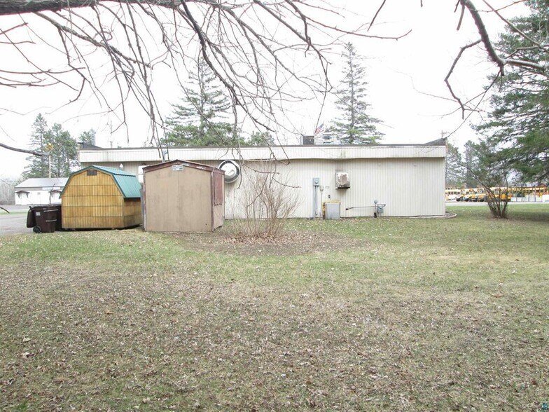 More Photos Of 111 Broadway St, Wrenshall Restaurant For Sale