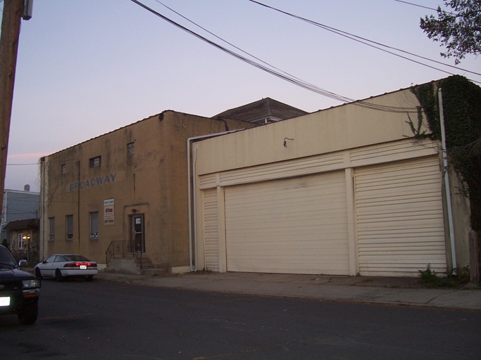 Primary Photo Of 130 Durand Ave, Hamilton Warehouse For Lease