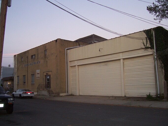 Primary Photo Of 130 Durand Ave, Trenton Warehouse For Lease