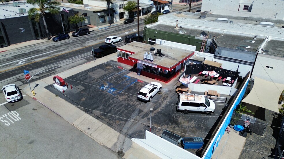 More Photos Of 1876 E Main St, Ventura Freestanding For Sale