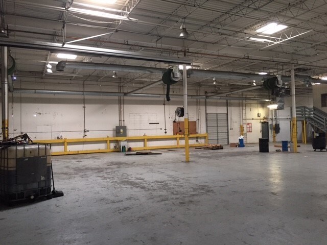 More Photos Of 1430 Vanderbilt Dr, El Paso Warehouse For Lease