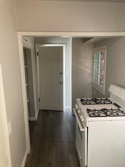 More Photos Of 840 E Brown Ave, Fresno Apartments For Sale