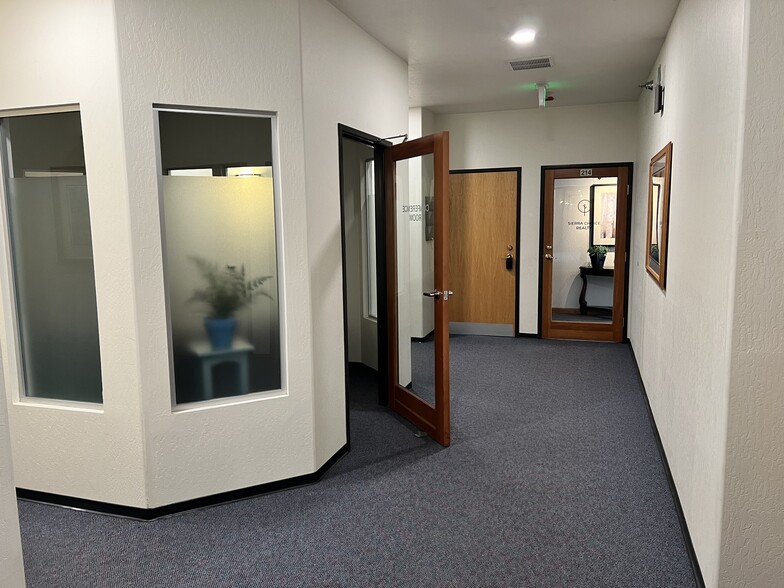 More Photos Of 1662 US Highway 395 N, Minden Storefront Retail Office For Lease