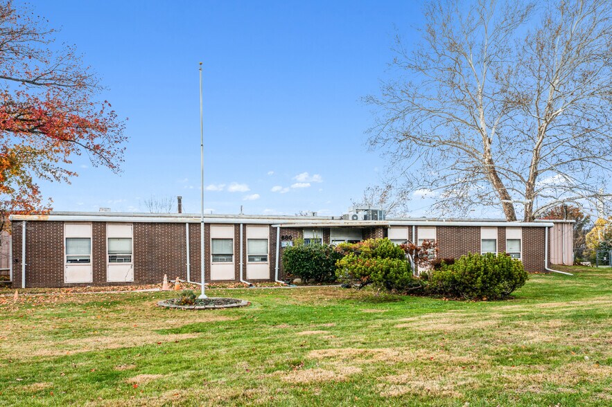 More Photos Of 680 Colwell Ln, Conshohocken Manufacturing For Lease