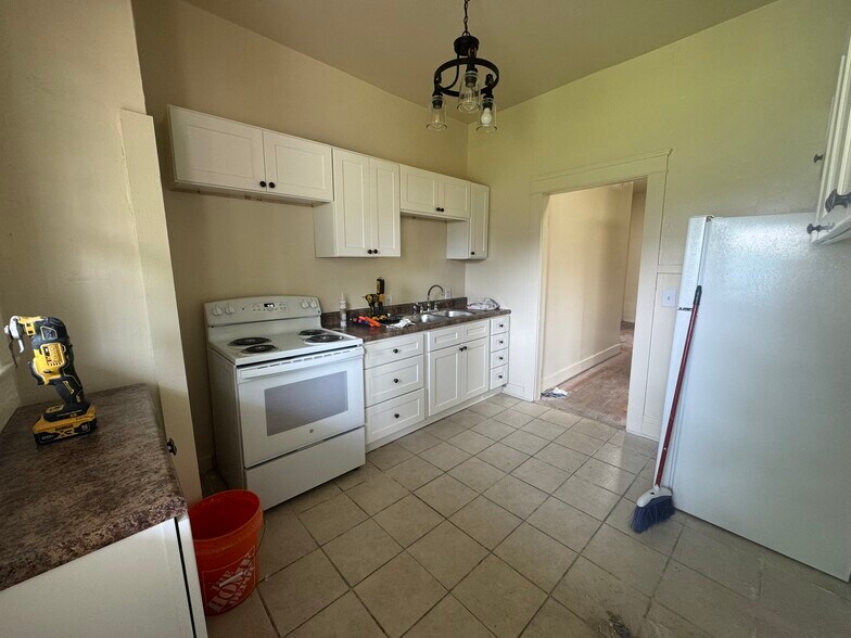 More Photos Of 903 Luttrell St, Knoxville Apartments For Sale