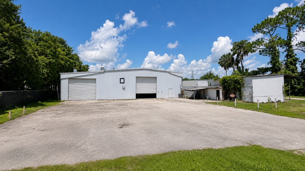 More Photos Of 10155 New Kings Rd, Jacksonville Warehouse For Sale
