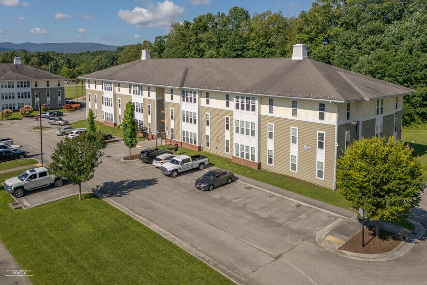 More Photos Of 5606 Campus Ridge Dr, Wise Multifamily For Sale