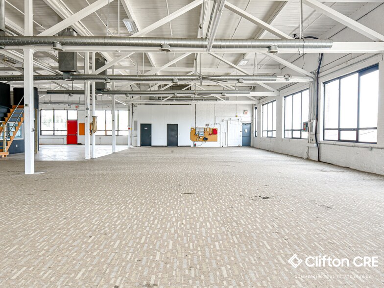More Photos Of 2 Aspen Pl, Passaic Showroom For Lease