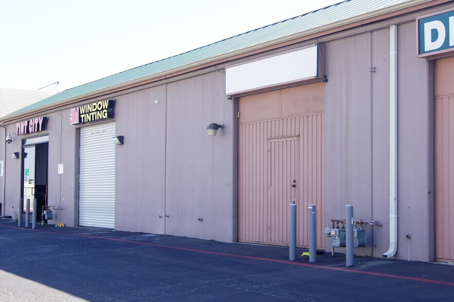 More Photos Of 24630-24688 Redlands Blvd, Loma Linda Storefront For Sale