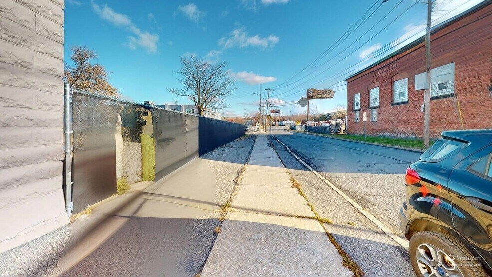 More Photos Of 17 Erie St, Albany Warehouse For Lease