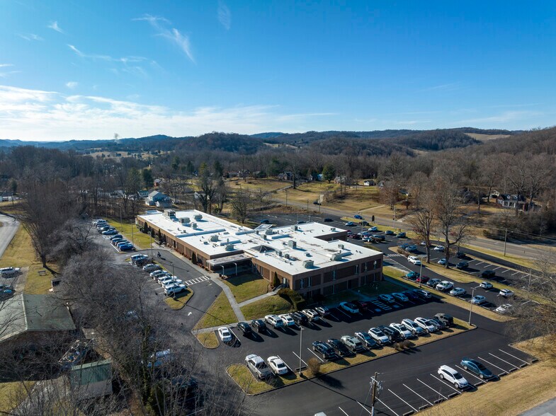 Primary Photo Of 350 Blountville Hwy, Bristol Medical For Sale
