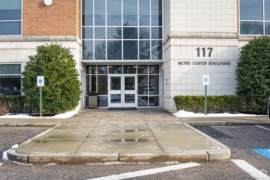 More Photos Of 117 Metro Center Blvd, Warwick Office For Lease