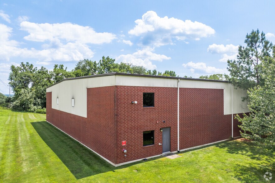 More Photos Of 900 Schell Ln, Phoenixville Office For Sale
