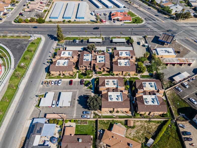 More Photos Of 701 Planz Rd, Bakersfield Apartments For Sale