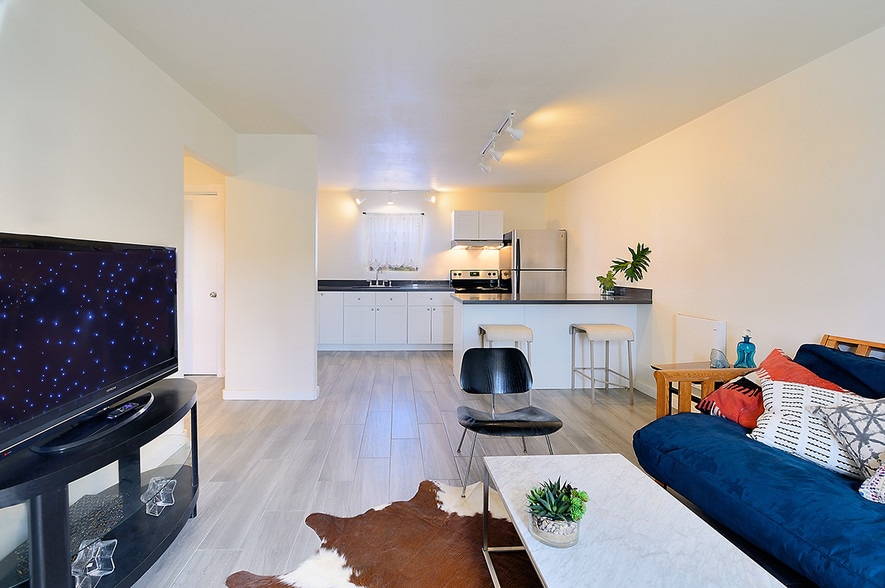 More Photos Of 3226 Rufina St, Santa Fe Apartments For Sale