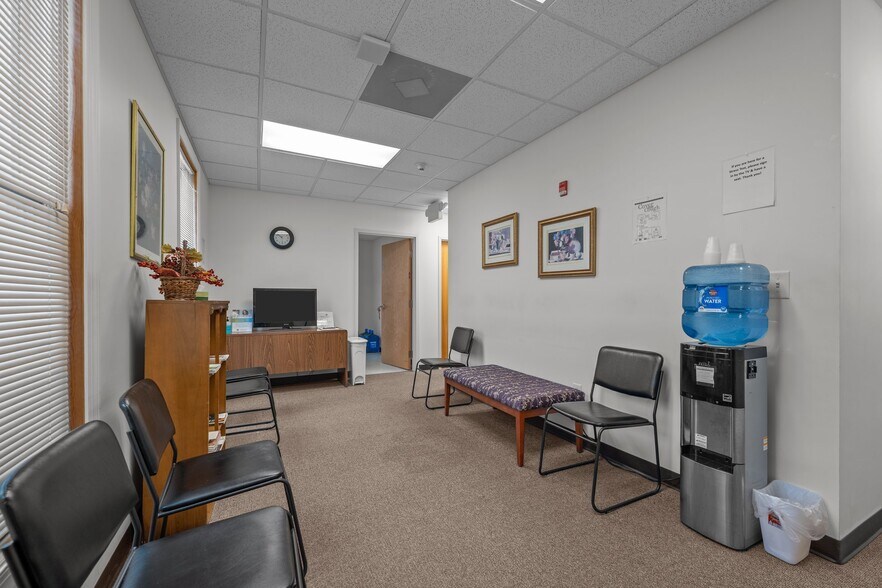 More Photos Of 2961 Crouse Ln, Burlington Medical For Sale