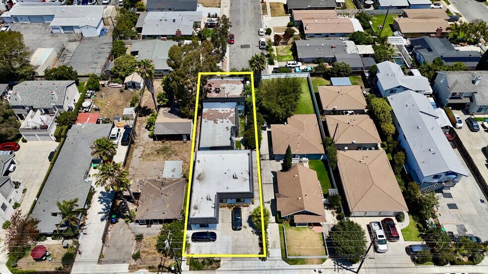 More Photos Of Undisclosed, Costa Mesa Apartments For Sale