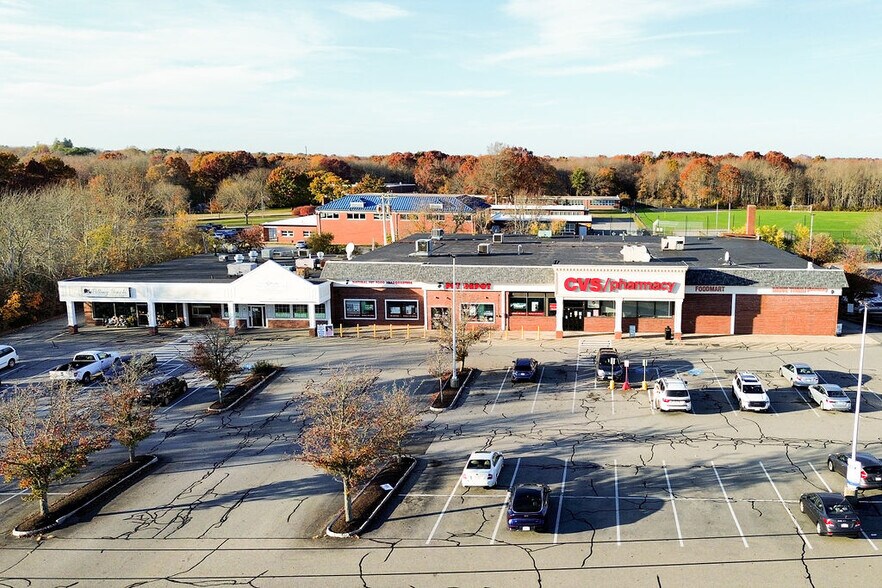 More Photos Of 2 Sarahs Way, Fairhaven Unknown For Lease