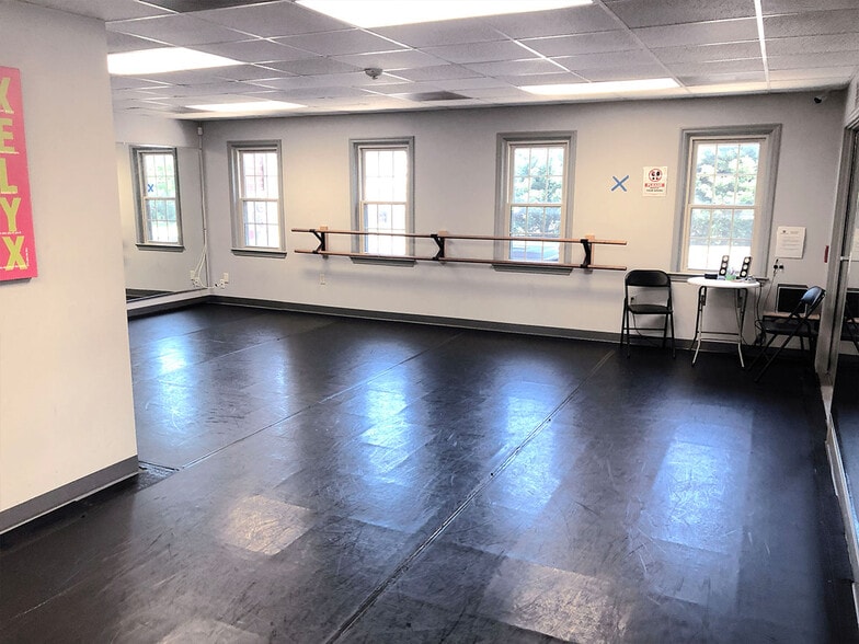 More Photos Of , Lancaster Office For Sale