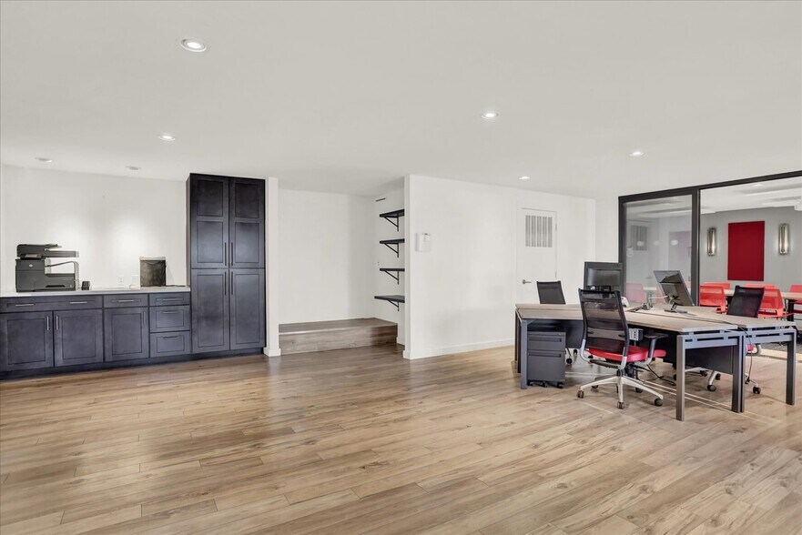 More Photos Of 6450-6464 S Quebec St, Centennial Loft Creative Space For Sale