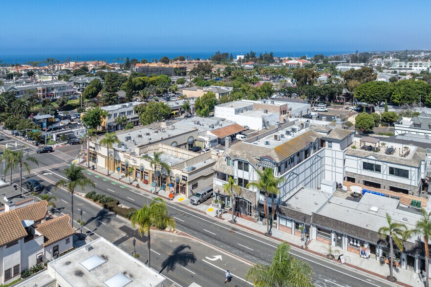 More Photos Of 560 Carlsbad Village Dr, Carlsbad General Retail For Sale