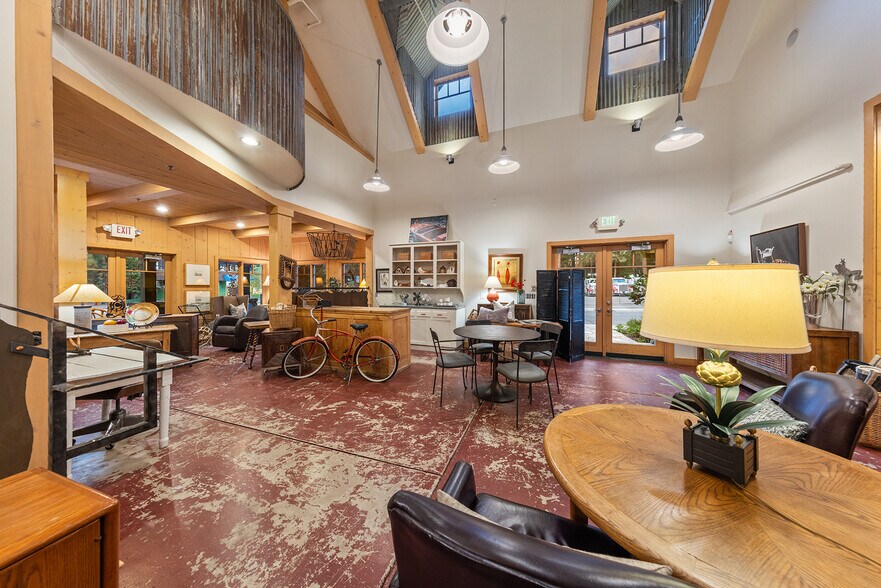 More Photos Of 8703 North Lake Blvd Blvd, Kings Beach General Retail For Sale