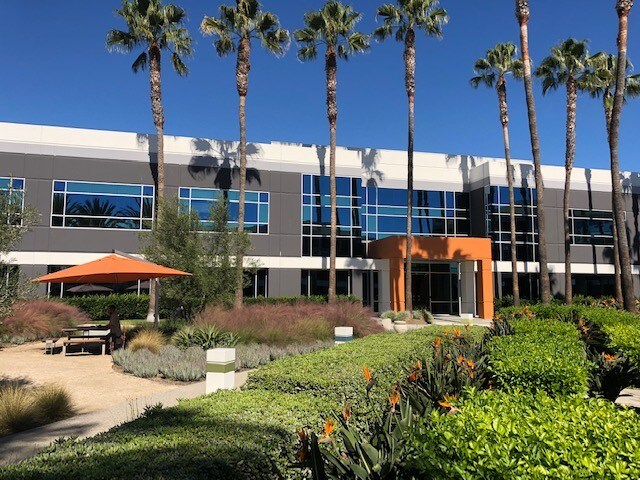 More Photos Of 25391 Commercentre Dr, Lake Forest Coworking Space