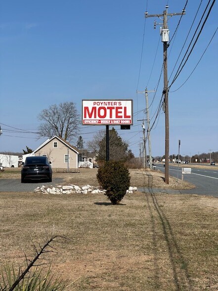 More Photos Of 12374 S DuPont Hwy, Felton Hotel For Sale