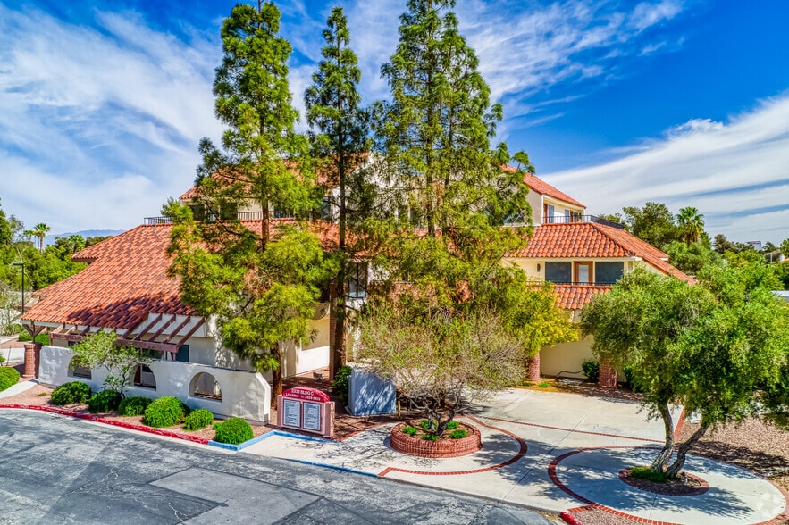 More Photos Of 2310 Paseo Del Prado, Las Vegas Unknown For Lease