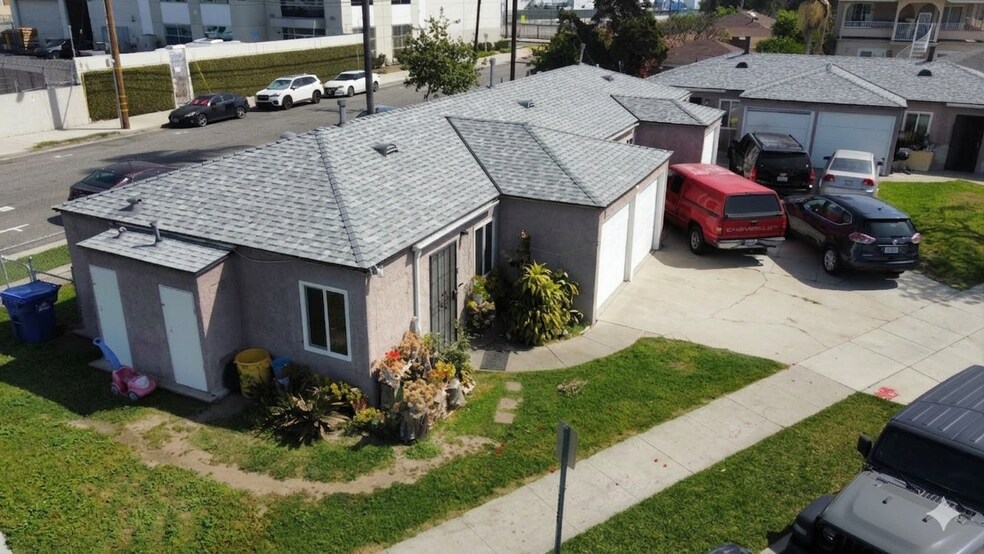 Primary Photo Of 4439 E 52nd Pl, Maywood Multifamily For Sale