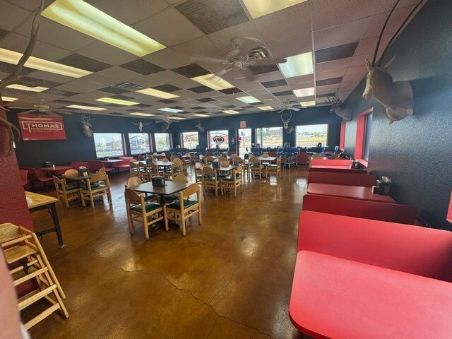More Photos Of 1007 E 6th St, Odessa Restaurant For Sale
