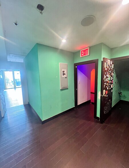 More Photos Of 605-607 Manhattan Ave, Brooklyn Apartments For Lease